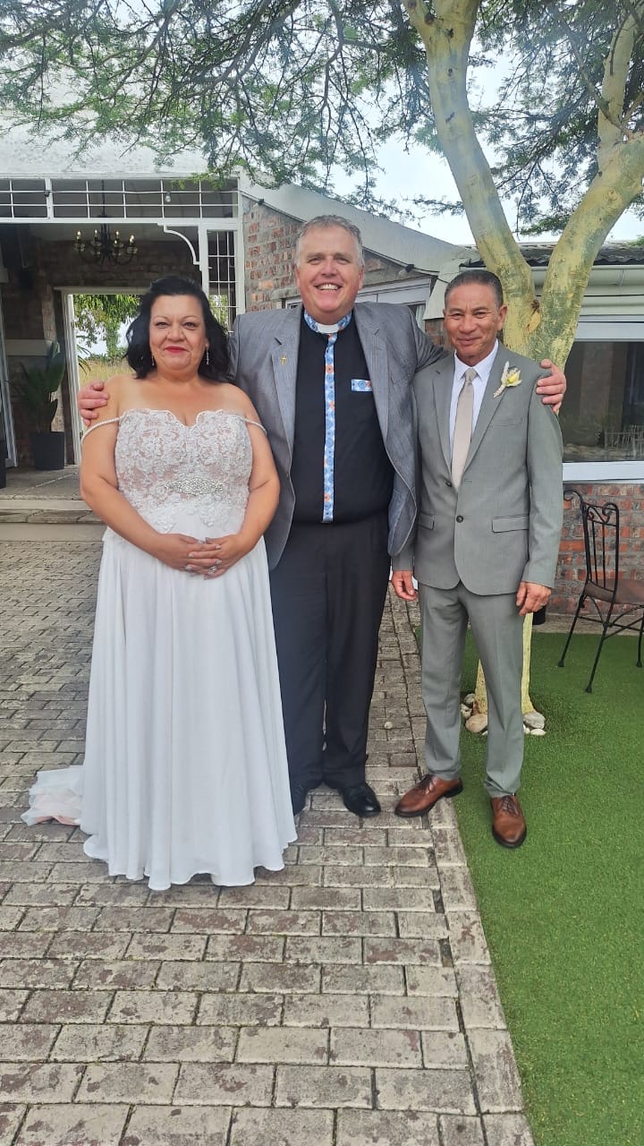 Wedding ceremony by Dr. Gerrit Rademeyer in Blanco
